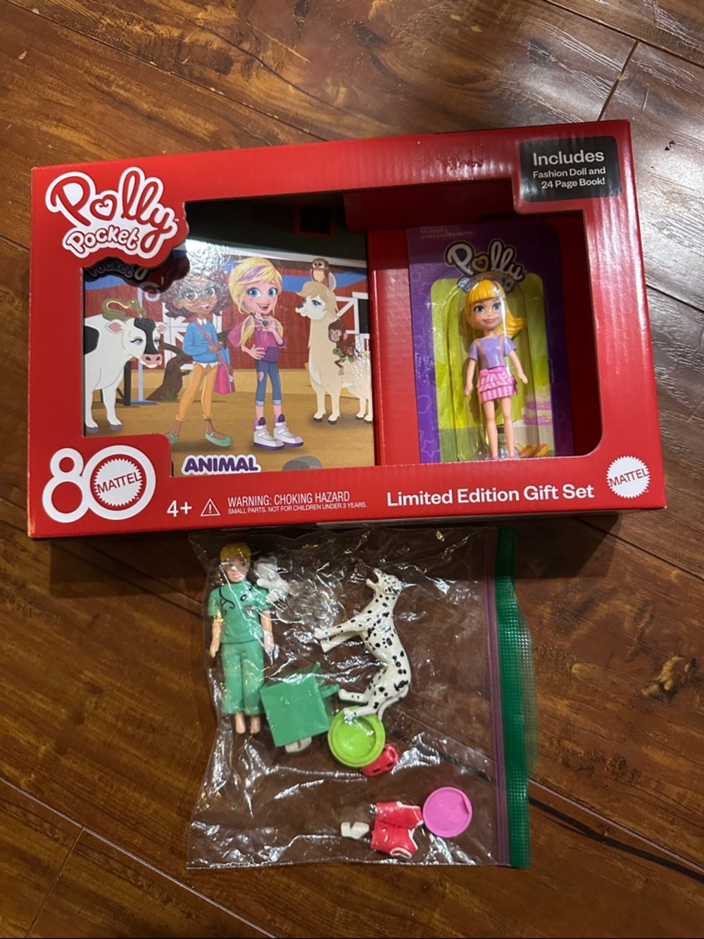 Polly Pocket LE Gift set NEW & Cool Careers Veterinarian‎ set pets lot